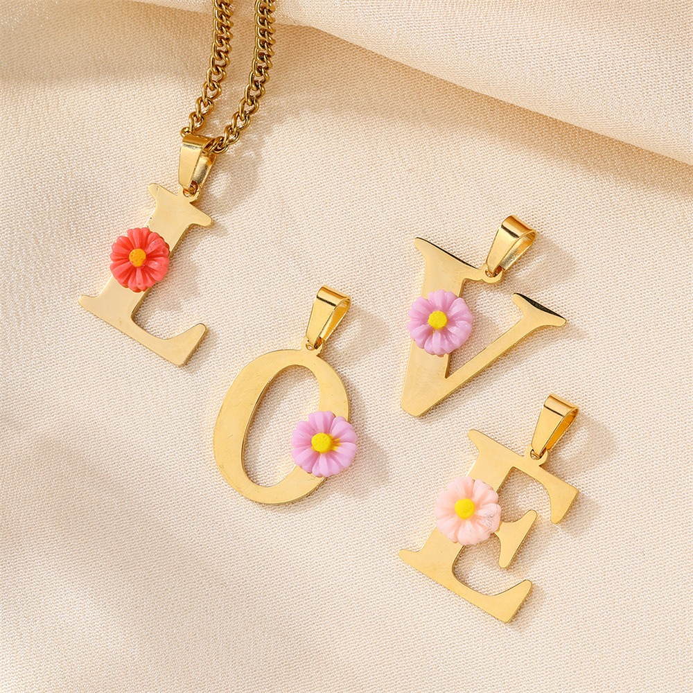 Initial Letter Necklace 18K Gold - 개인 맞춤 데이지 이니셜 레터 목걸이,