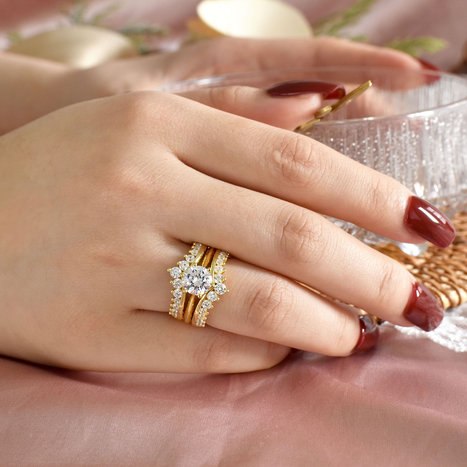 뉴스헤 14k 옐로우 골드 도금 여성용 브라이덜 링 세 - Moissanite Engagement Ring 1 Carat 리뷰 및 가격