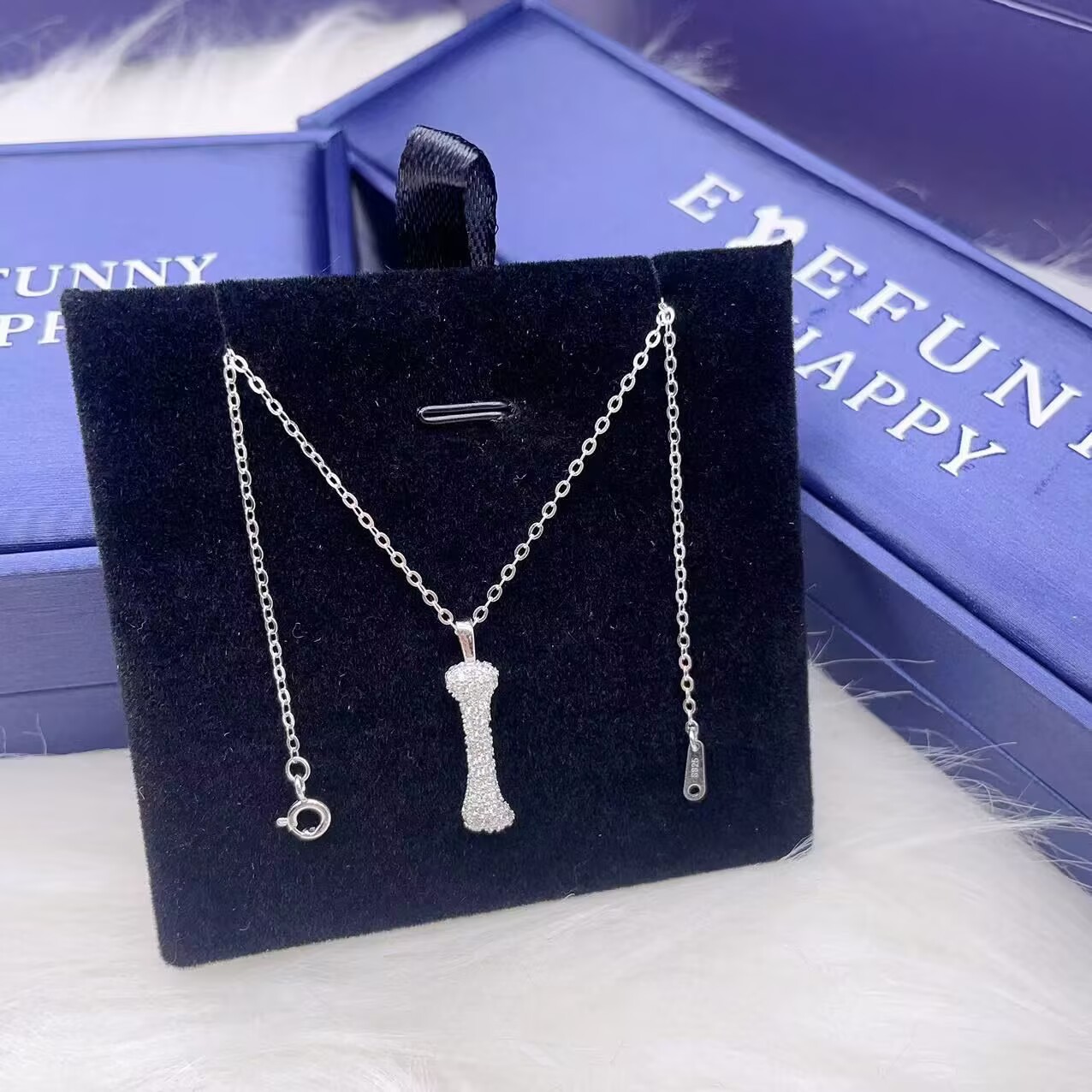 업그레이드된 버전! 왕이보의 올인원 925 스털링 실버 - Anime Pendant Necklace 리뷰 및 가격