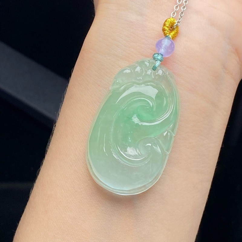 옥색 고급 녹색 무늬 펜던트, 버클, 루이 장식품, 평 - Necklaces 리뷰 및 가격